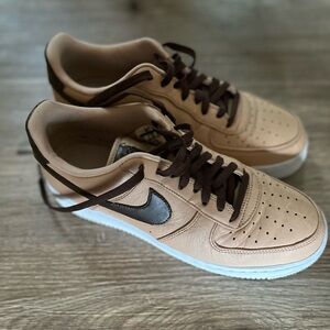 Nike Air Force 1 ‘07 Premium - Men’s 9
